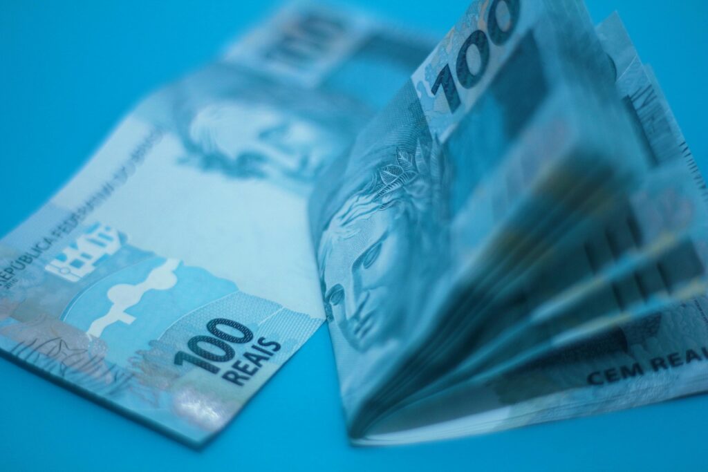 how to start investing with $100